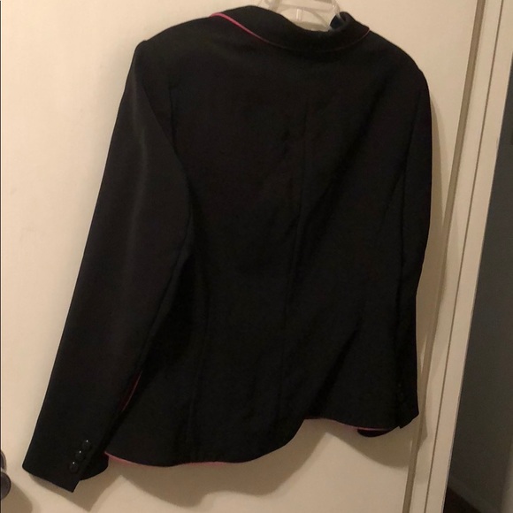Jkt, Conrad C Petites, Black w pink piping, Sz 14P - Picture 5 of 5